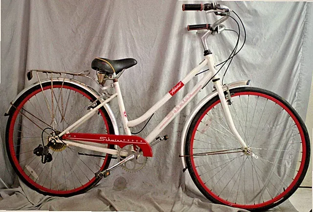 2010 Schwinn Admiral Cruiser Bike 16.5" Small 7 Speed Steel Shimano USA Shipper!