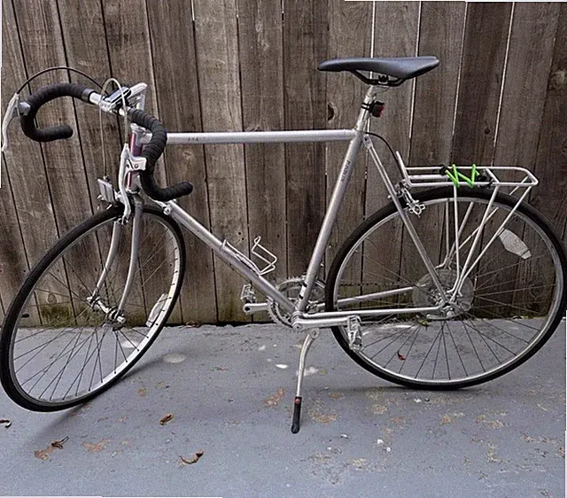 Large Unisex Vintage Bicycle - 10 Speed